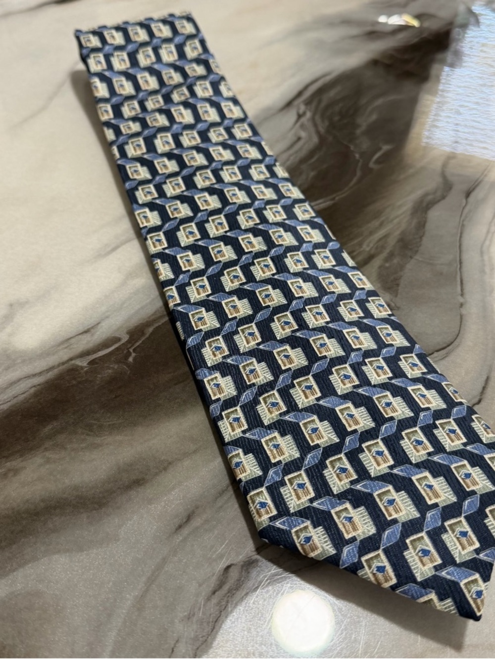Geoffrey Beene Navy and Cream Geometric Men's Tie
